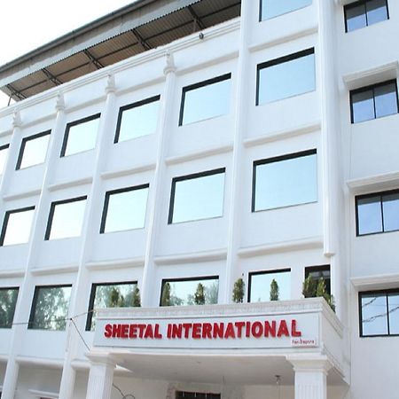 Sheetal International Rain Basera Rāipur Eksteriør billede